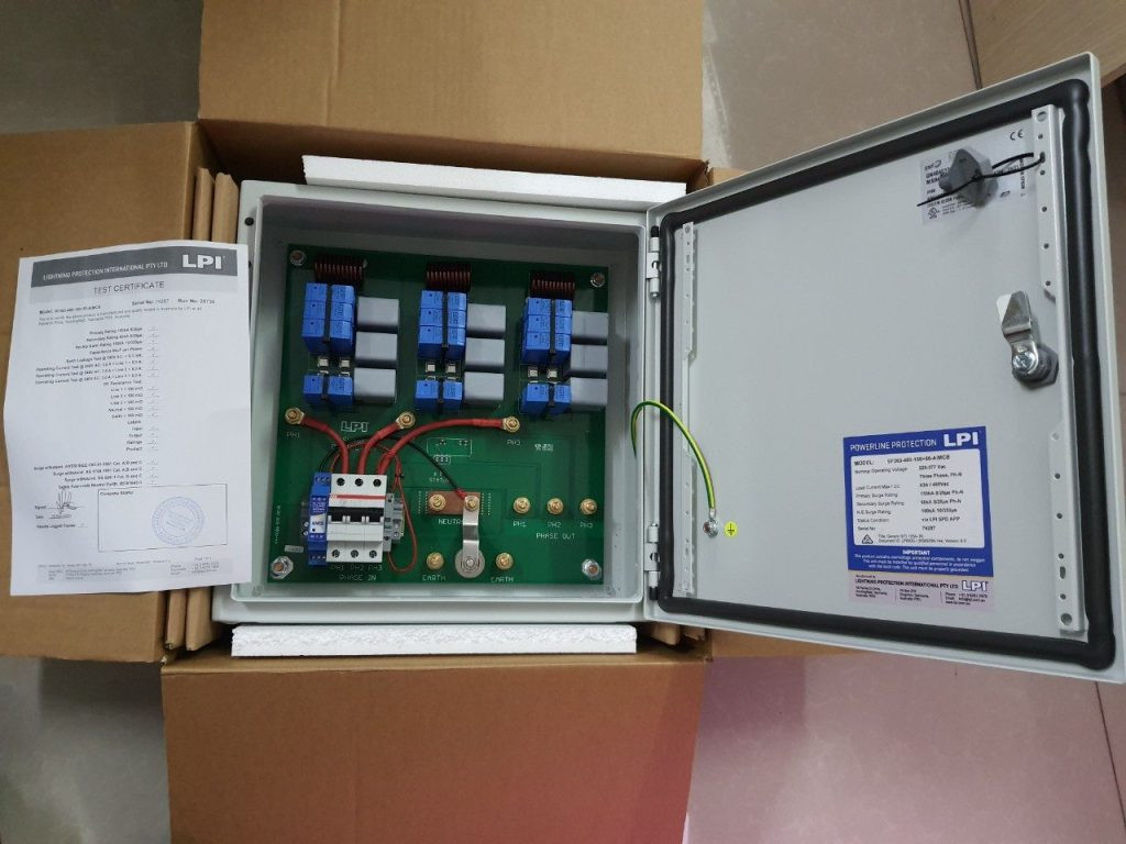 Tủ chống sét lan truyền là gì - Cách chọn tủ chống sét lan truyền Tủ chống sét lan truyền là gì - Cách chọn tủ chống sét lan truyền