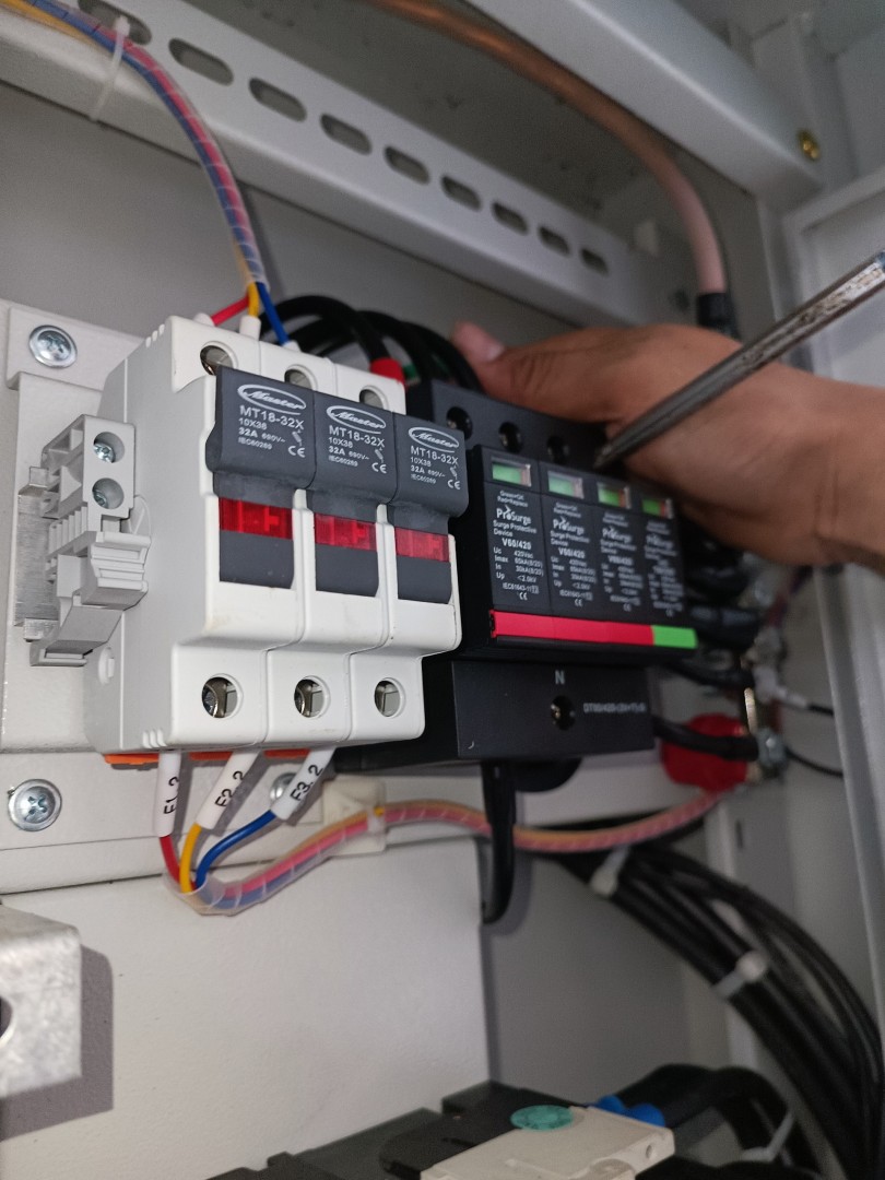 Chống sét lan truyền đường nguồn